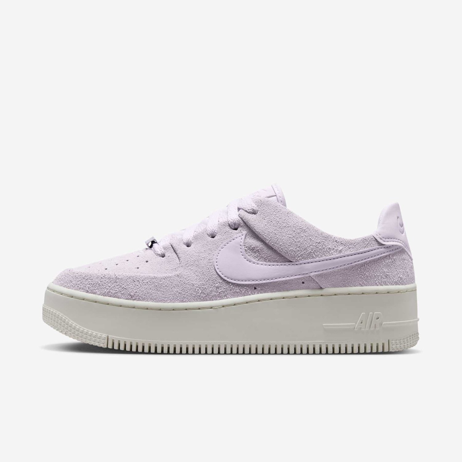 Tênis Nike Air Force 1 Sage Low Feminino: Estilo e Conforto para o Dia a Dia
