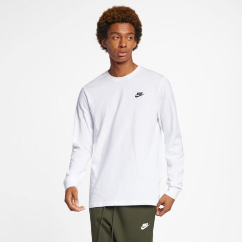 Camiseta Nike Sportswear Masculina: Conforto e Estilo para o Dia a Dia