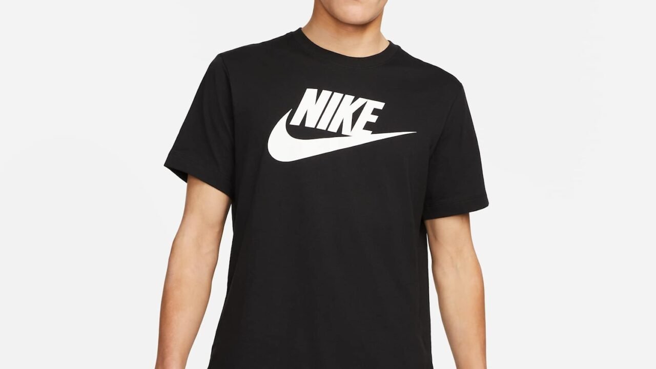 Camiseta Nike Sportswear Icon Futura Masculina – Conforto e Estilo em Algodão