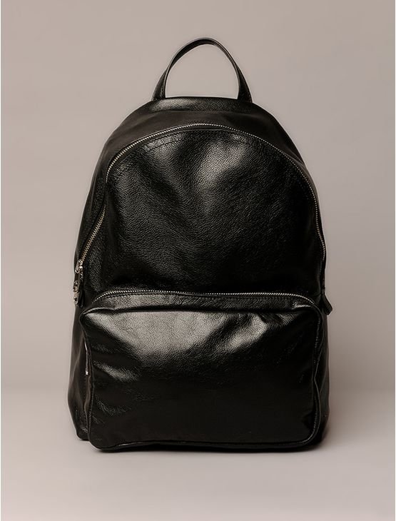 Mochila Floater Queima Logo Calvin Klein Jeans – Preto: Estilo e Praticidade para Você