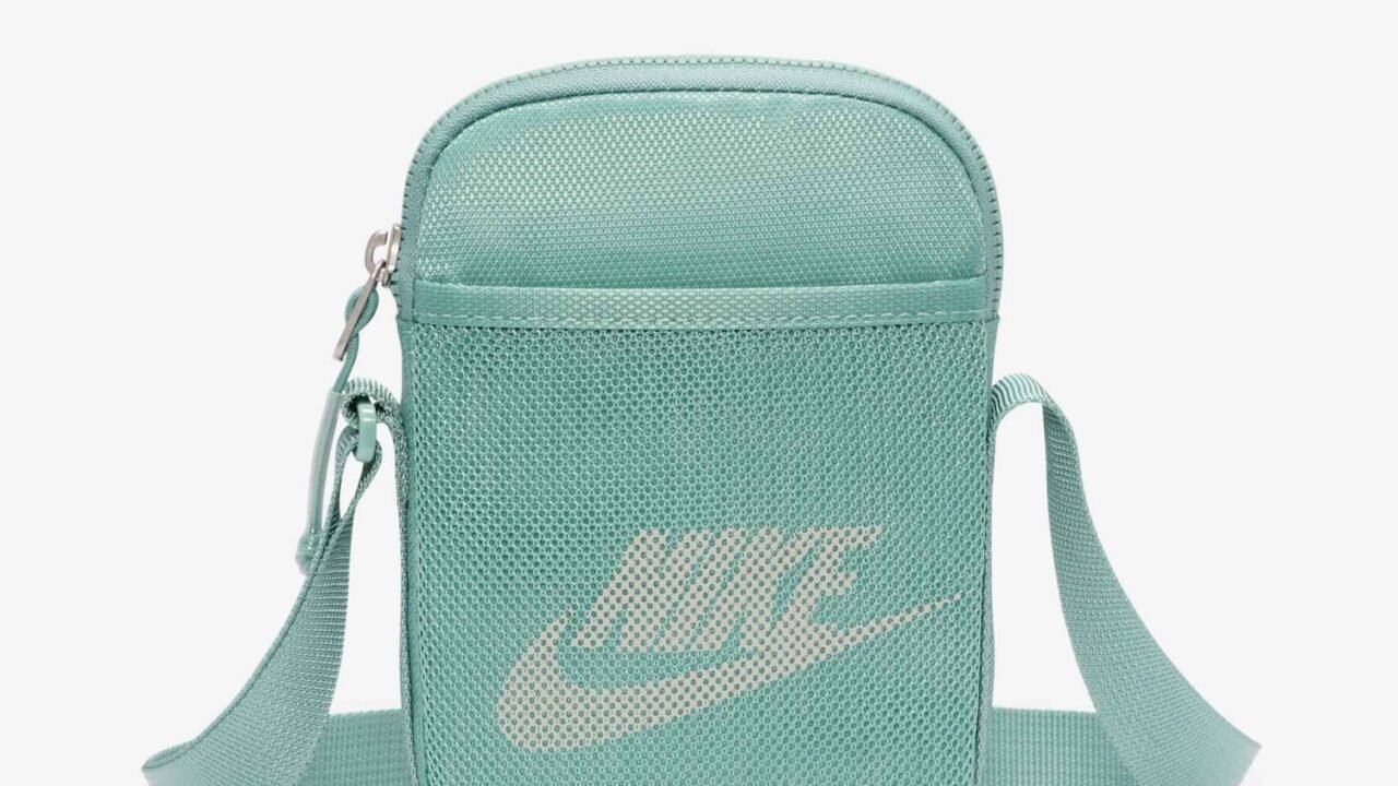 Bolsa Transversal Nike Heritage Unissex: Praticidade e Estilo com Desconto Imperdível