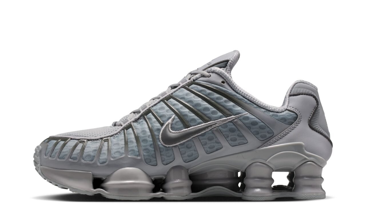 Nike Shox TL: Amortecimento Avançado com Estilo Ousado