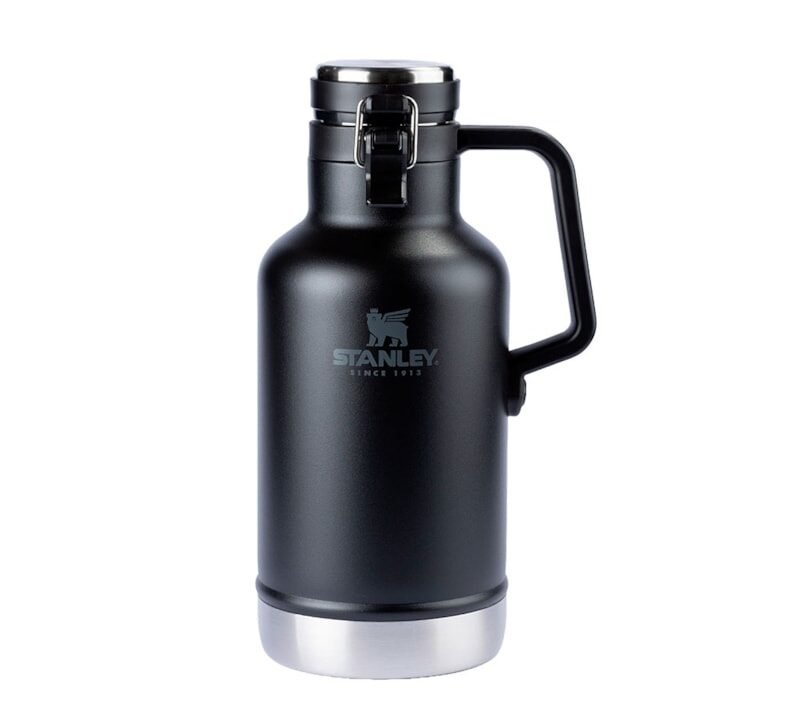 Growler Térmico Classic Stanley Matte Black 1.9L: Praticidade e Eficiência para sua Cerveja