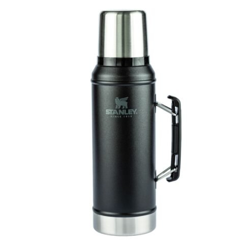 Garrafa Térmica Classic Matte Black 0,95L Stanley: Durabilidade e Praticidade