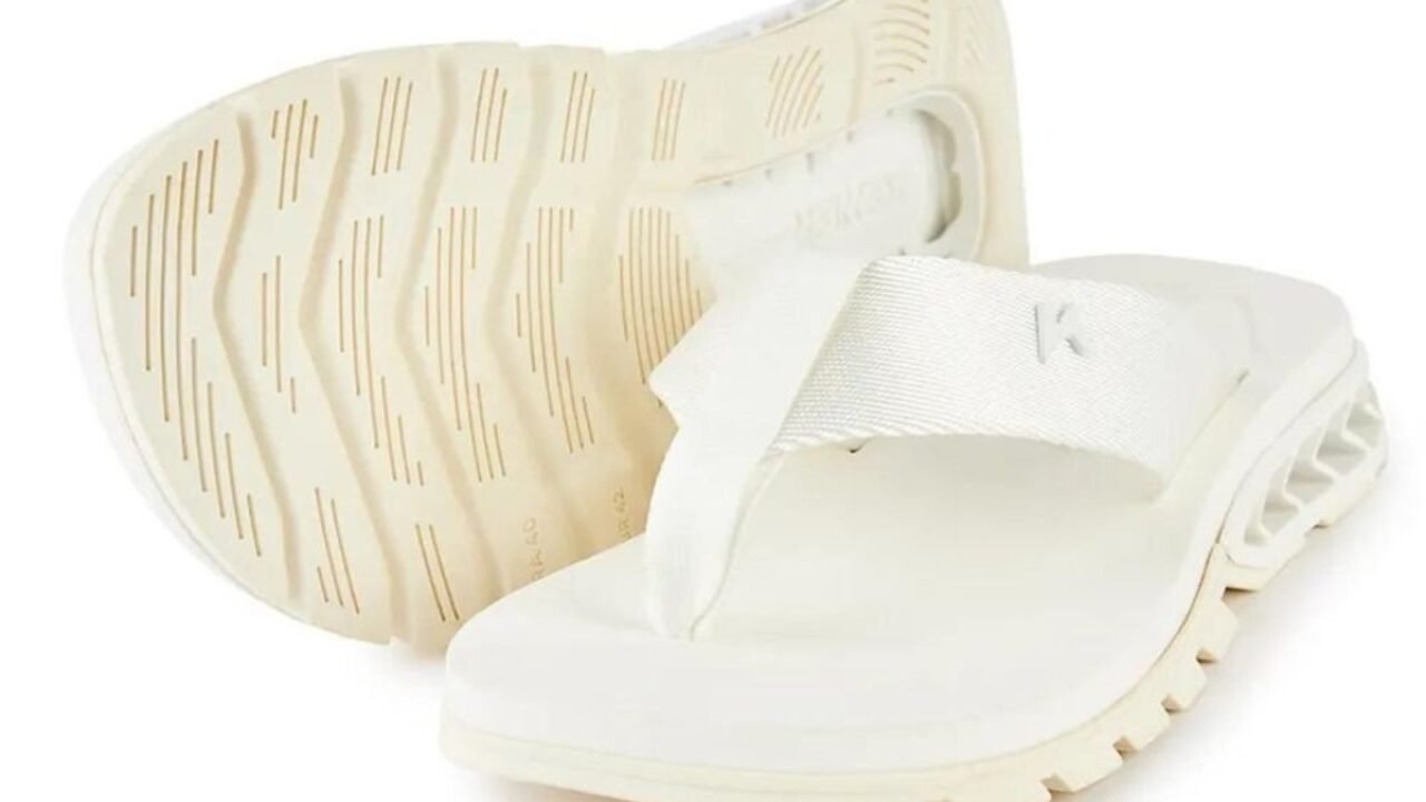 Chinelo Sandália Kenner Rakka Mono DJJ-08 Branco: Conforto e Estilo para o Seu Dia a Dia