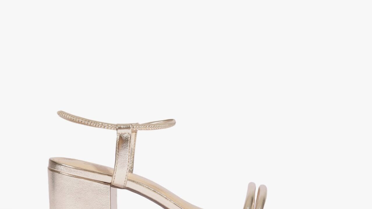 Sandália Gimenez Mid Dourada | Schutz – Elegância e Conforto para Todas as Ocasiões