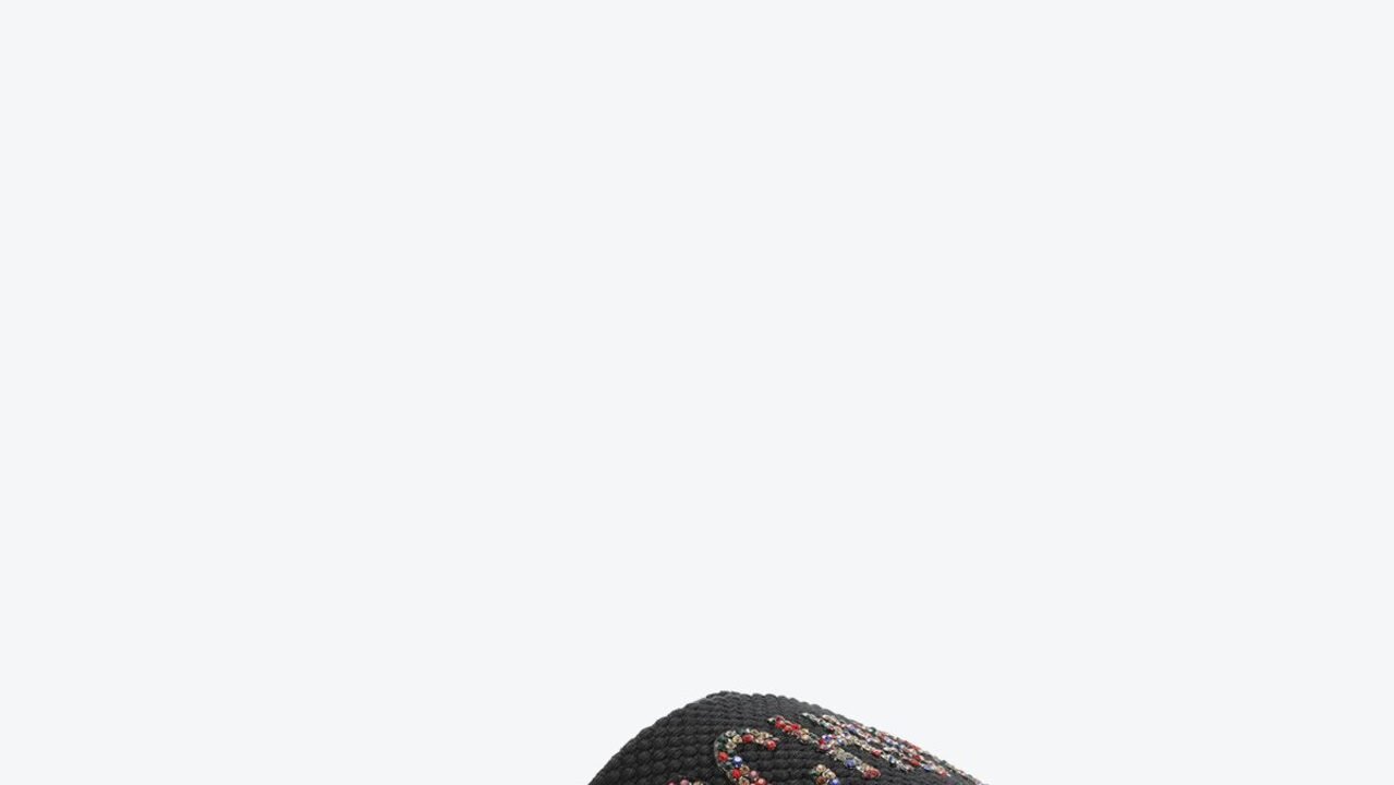 Sandália Rasteira X Schutz Logo Preta: estilo e conforto para o dia a dia