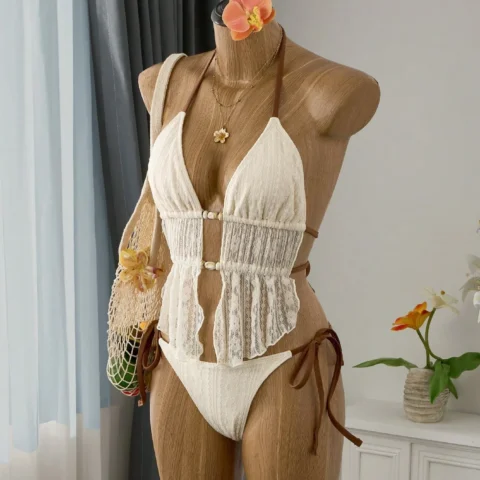Tankini Cream Lace com Detalhes em Pedraria e Amarração Lateral – Oferta Imperdível