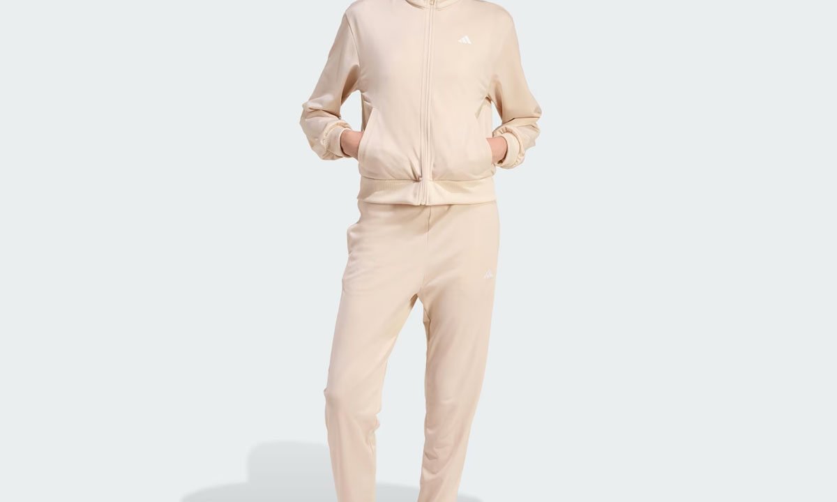 Agasalho Adidas Feelcozy TS Feminino Bege e Branco – Conforto e Estilo Casual
