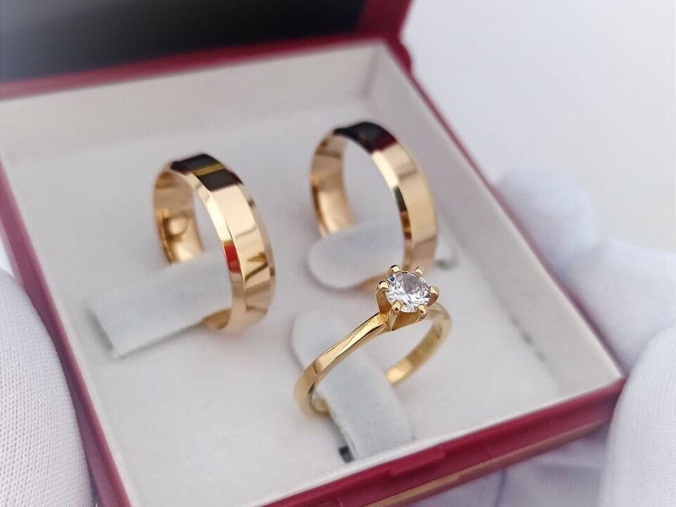 (COMBO) Par de alianças 6mm Mod. R5+ Anel Princesa – Qualidade e custo-benefício