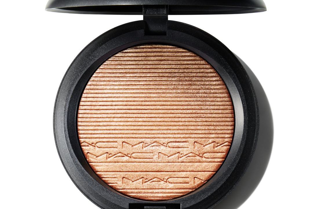 Iluminador Extra Dimension Skinfinish da MAC: brilho intenso e duradouro