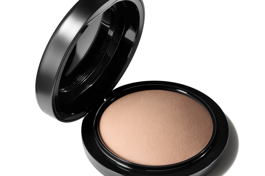 Pó Compacto Mineralize Skinfinish Natural da MAC: Acabamento Natural e Duradouro
