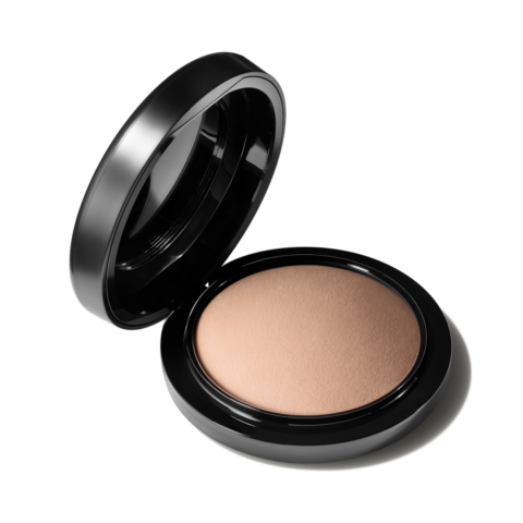 Pó Compacto Mineralize Skinfinish Natural da MAC: Acabamento Natural e Duradouro