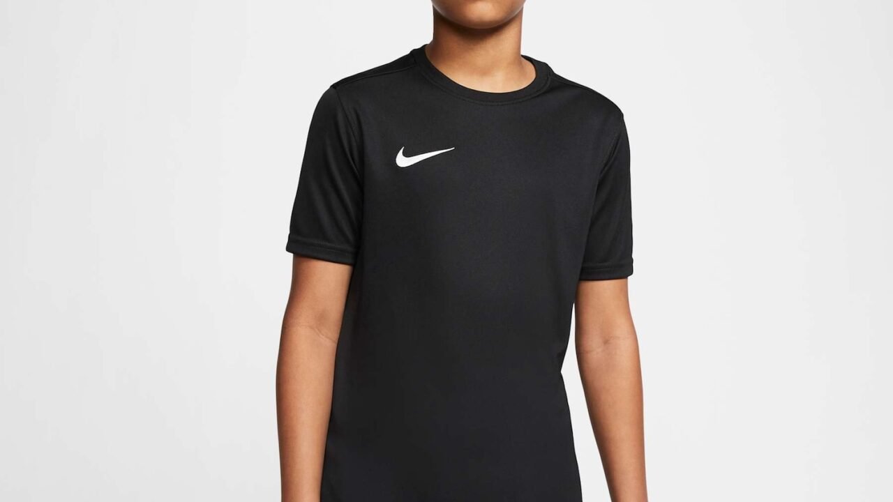Camiseta Nike Dri-FIT Park 7 Infantil: Conforto e Tecnologia para o Dia a Dia