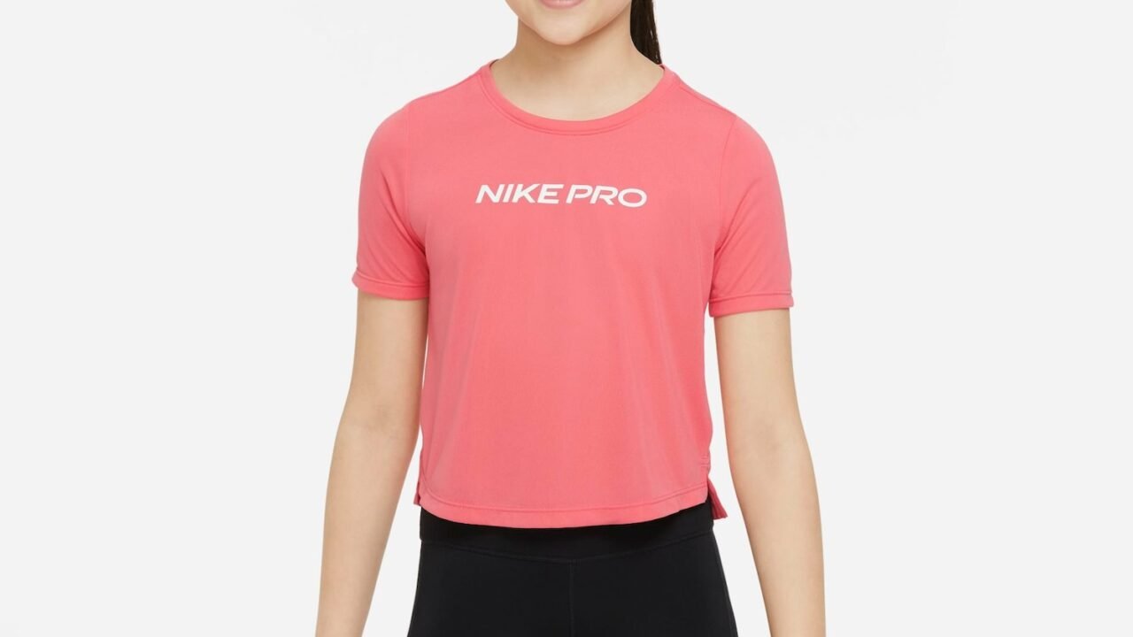 Camiseta Nike Pro Dri-FIT One Infantil – Conforto e Versatilidade para o Dia a Dia
