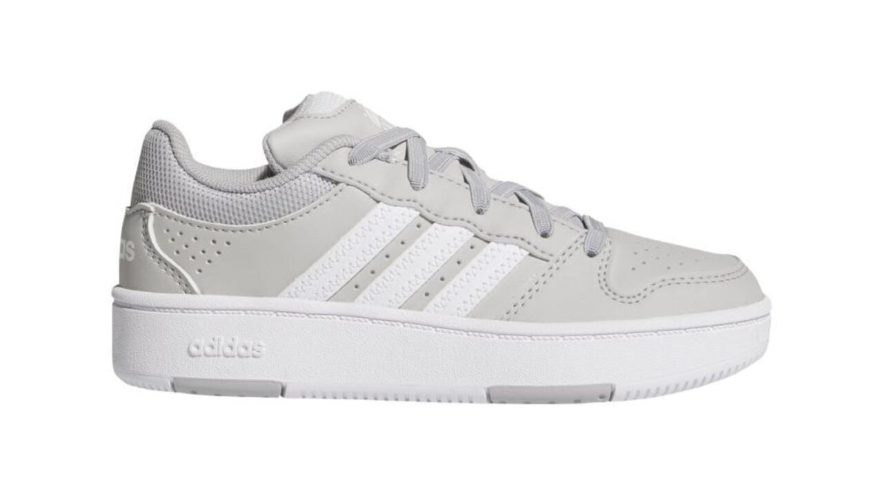 Infantil – TÊNIS HOOPS CLASSIC adidas Sportswear Cinza: Estilo e Praticidade para Crianças