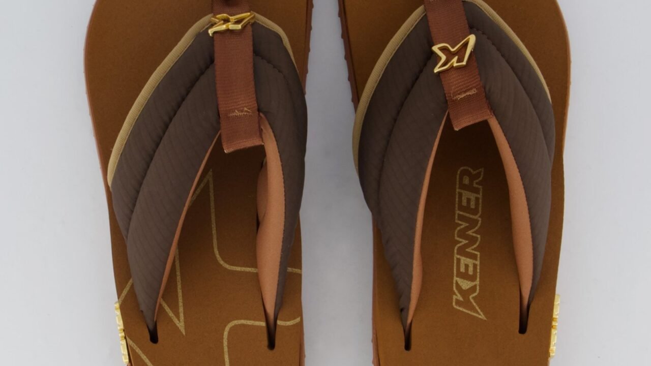Chinelo Kenner Kivah Comfy Marrom: conforto e durabilidade para o dia a dia