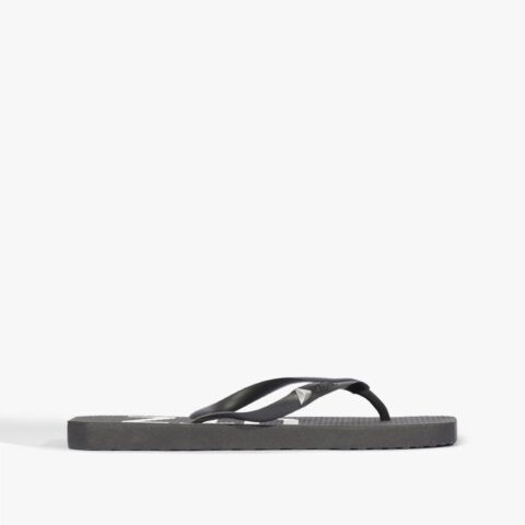 Chinelo Jellys Schutz Preto: Estilo e Conforto para Seus Momentos de Relax