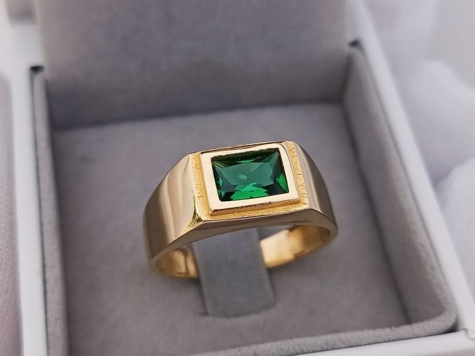 Anel de Formatura Masculino Mod. M1: Escolha a Cor da Pedra e Garanta Qualidade