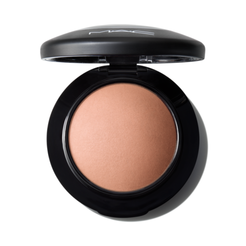 Blush em Pó Mineralize MAC: cor natural e leve para suas maçãs do rosto