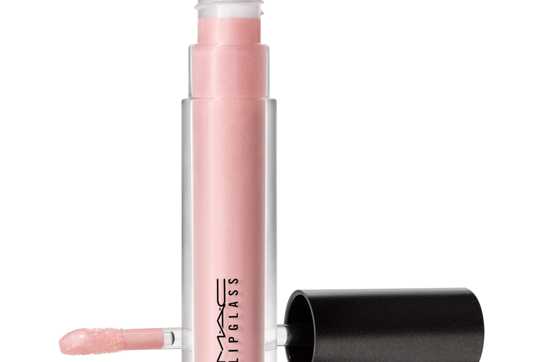 Gloss Labial Lipglass MAC – Brilho Duradouro e Cores Vibrantes