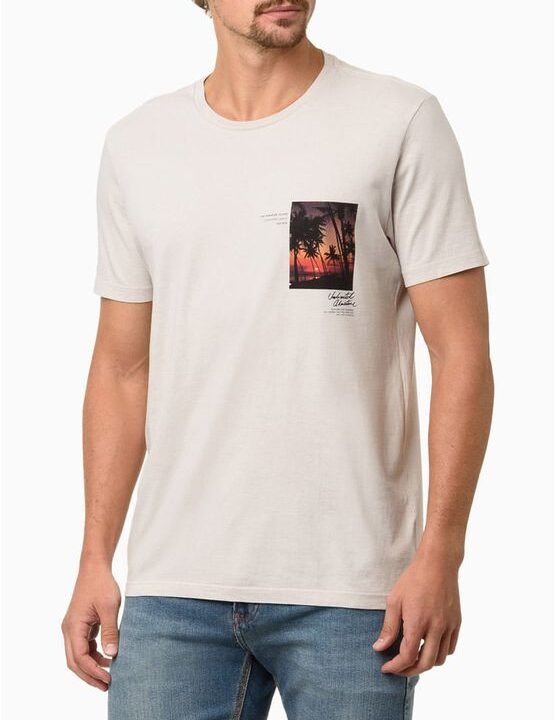 Camiseta Masculina Unlimited Adventure Areia – Conforto e Estilo Calvin Klein
