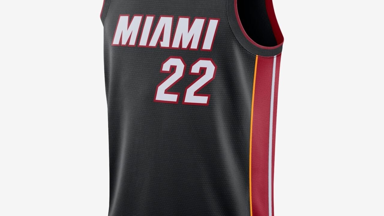 Regata Nike Miami Heat Icon Edition 2022/23 Masculina – Conforto e Estilo na Quadra