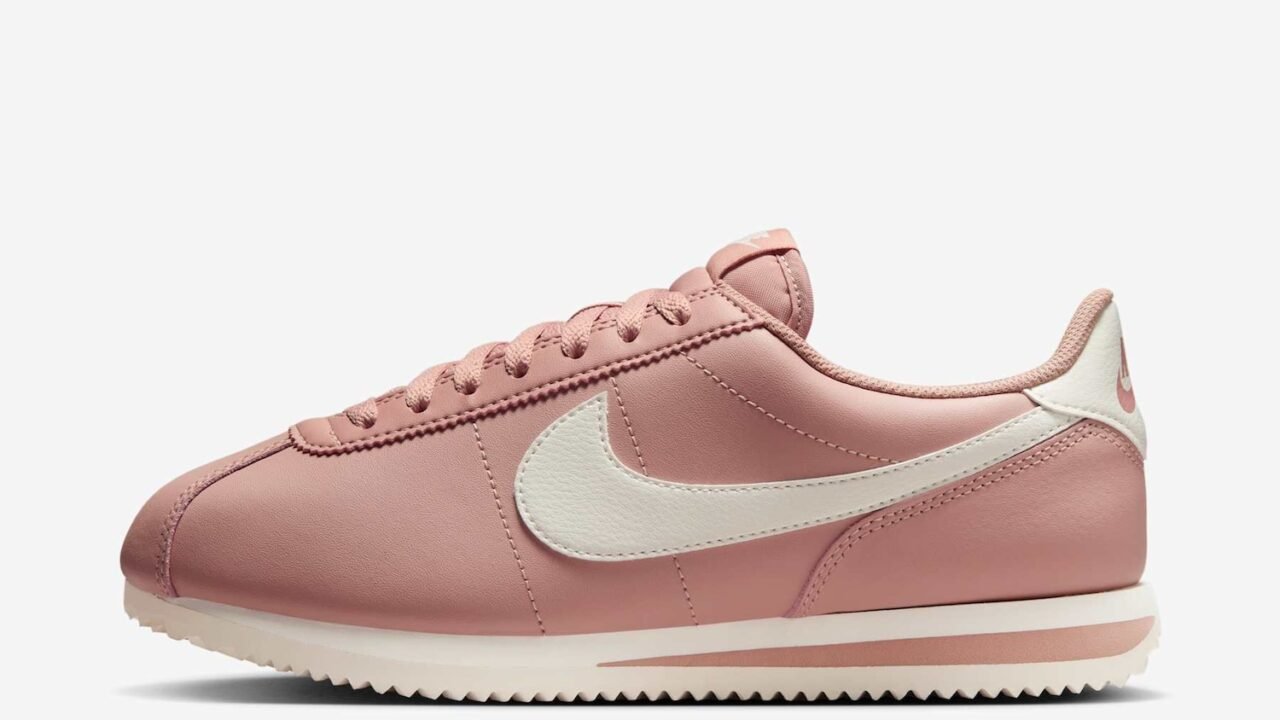 Tênis Nike Cortez Feminino: Conforto e Estilo Retrô com Desconto