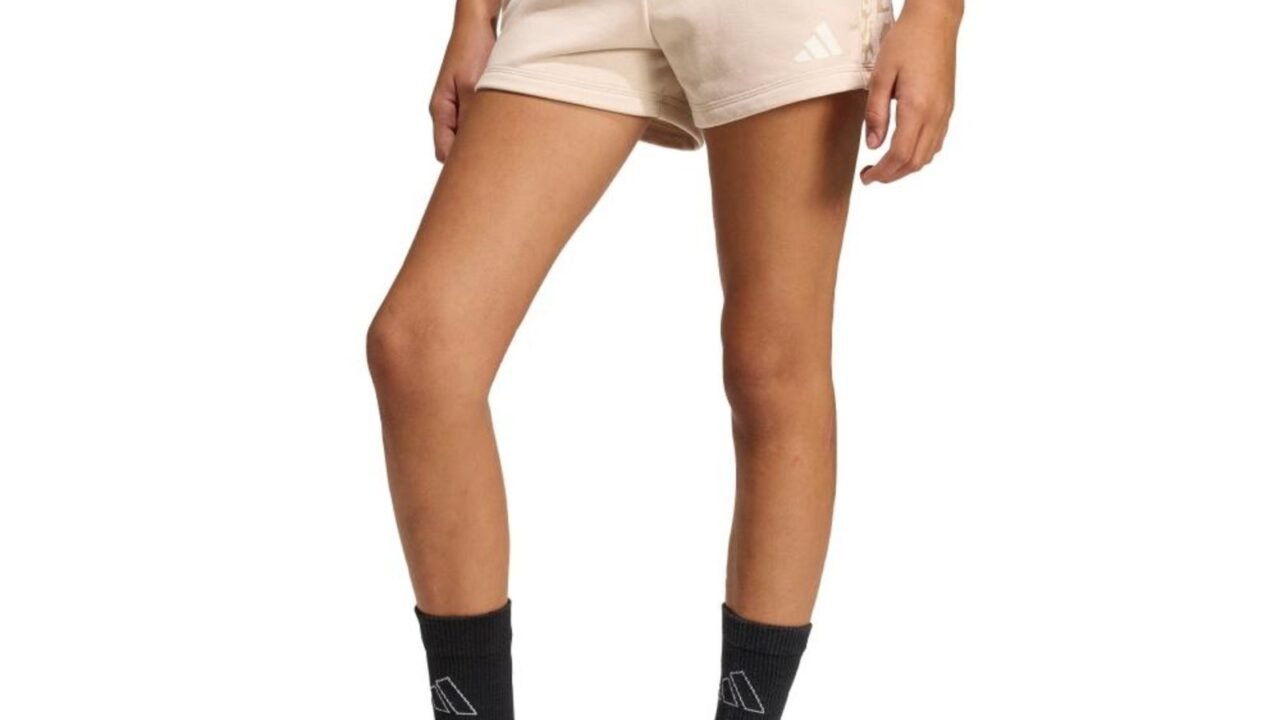 SHORTS SEASONALS ANIMAL adidas Sportswear Bege Infantil – Conforto e Estilo para Crianças