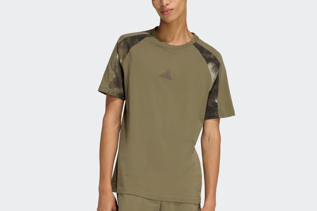 Camiseta Camuflagem Homem adidas – Estilo e Conforto para o Dia a Dia