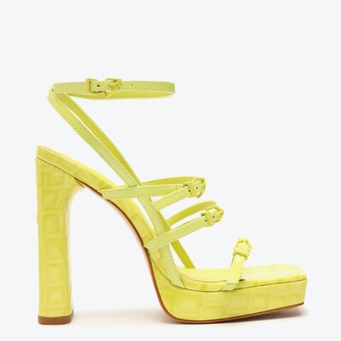 Sandália Tiras Couro Amarelo Schutz: Estilo e Conforto para o Seu Visual
