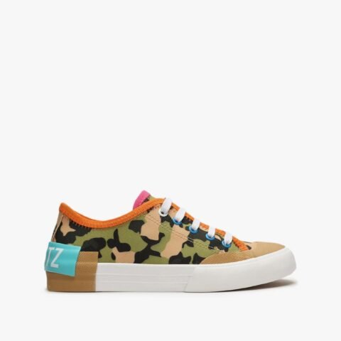Tênis Jungle Lona Camuflado Schutz: Conforto e Estilo que Você Merece
