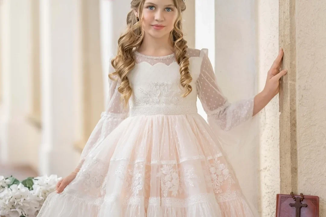 Vestido Champagne Pink Flower Girl para Casamento – Elegância e Conforto para sua Pequena