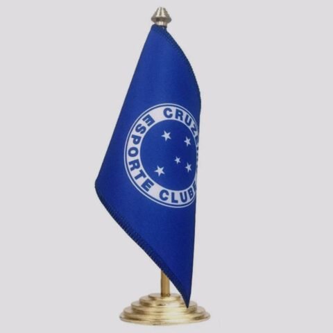 Bandeira de Mesa Cruzeiro – Decore seu Espaço com Estilo