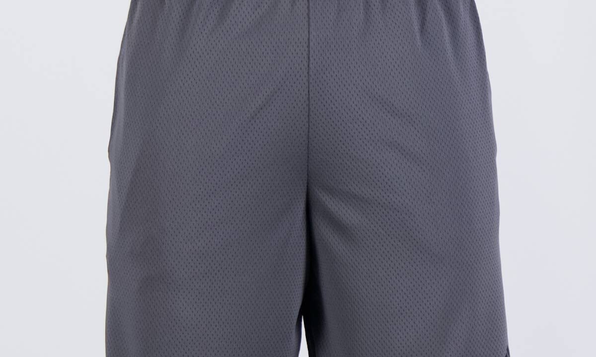 Bermuda Adidas 3 Listras Cinza Escuro – Conforto e Tecnologia para Seu Treino