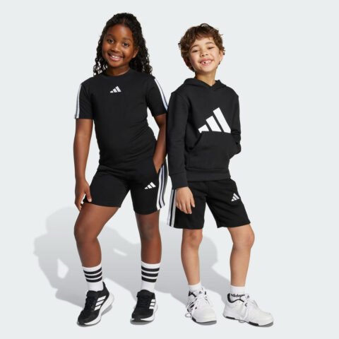 Bermuda Adidas 3 Stripes ESS Infantil Preta: Conforto e Estilo para as Crianças