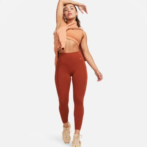 Legging Nike Universa Feminina: Conforto e Suporte para o Seu Dia a Dia