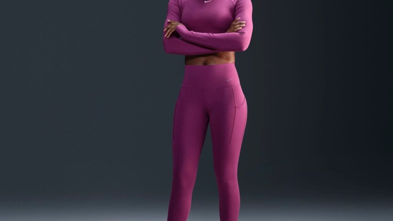 Legging Nike Universa Feminina: Conforto e Performance para Seu Dia a Dia