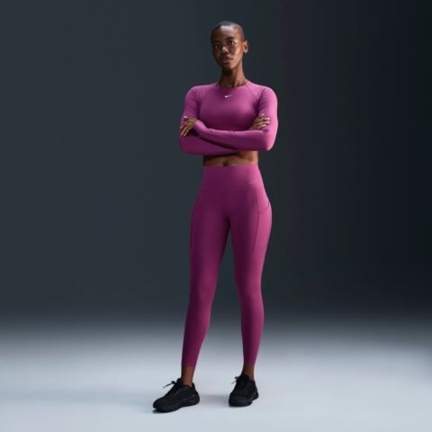 Legging Nike Universa Feminina: Conforto e Performance para Seu Dia a Dia