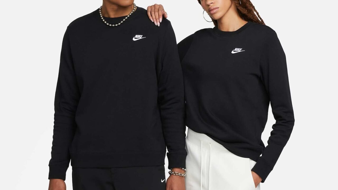 Blusão Nike Sportswear Club Fleece Crew Feminino – Conforto e Estilo para o Frio
