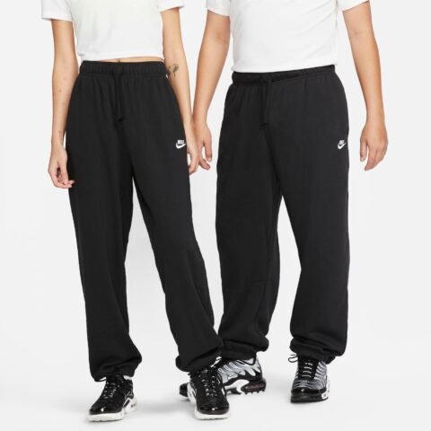 Calça Nike Sportswear Club Fleece Feminina – Conforto e Estilo com Desconto