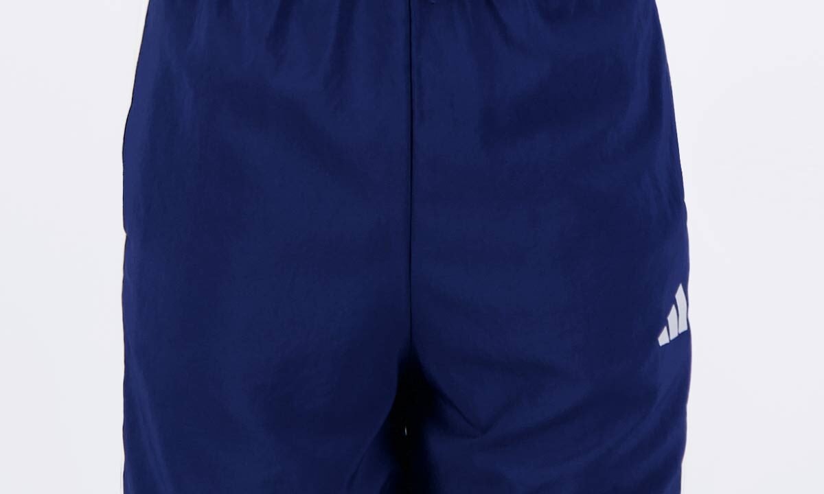 Bermuda Adidas Chelsea 3 Stripes Marinho: Conforto e Tecnologia para Seu Treino