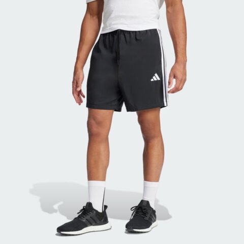 Bermuda Adidas Chelsea 3 Stripes Preta – Conforto e Tecnologia para seu Treino