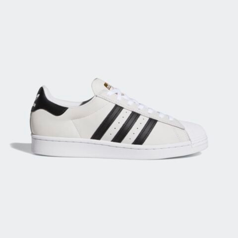 Tênis Superstar ADV Unisex adidas: Estilo e Conforto para o Dia a Dia
