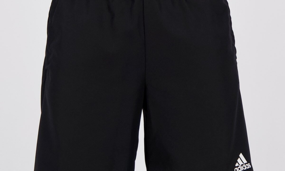 Bermuda Adidas Plain II Preta: Conforto e Estilo para Seu Treino