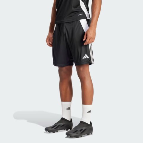 Bermuda Adidas Tiro 24 Preta e Branca: Conforto e Performance para Corrida