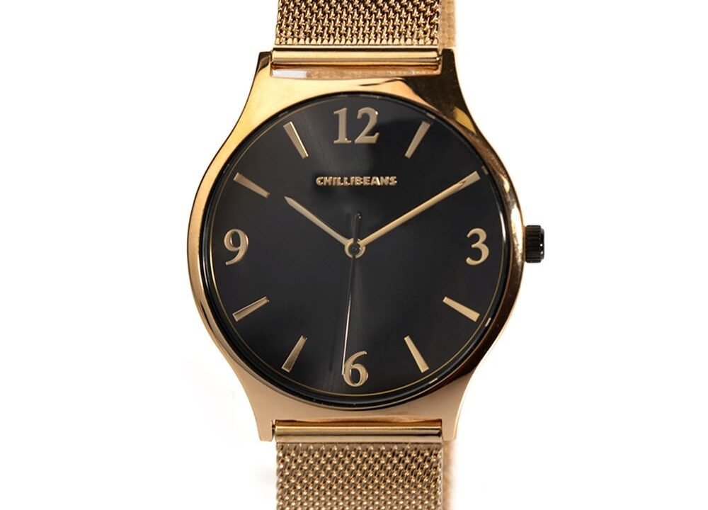 Relógio Analógico Feminino Chilli Beans Preto Dourado – Elegância no Seu Pulso